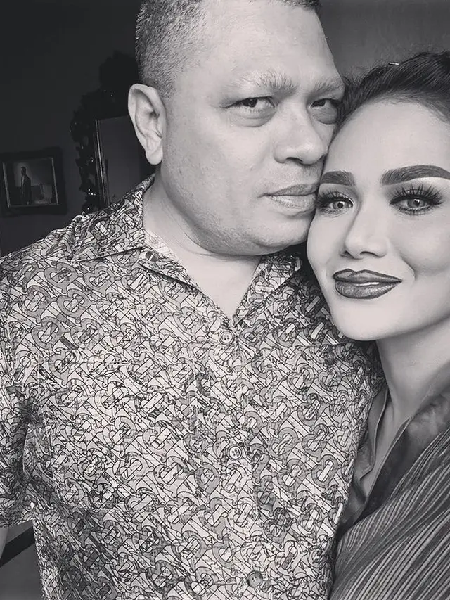 Krisdayanti bersama Raul Lemos (Instagram/krisdayantilemos)