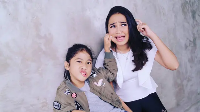 Potret Kebersamaan Syifa Hadju dan Sherina Hadju