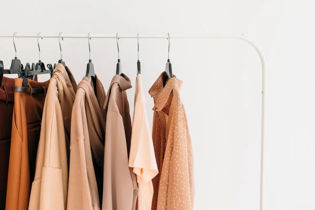 Ilustrasi capsule wardrobe