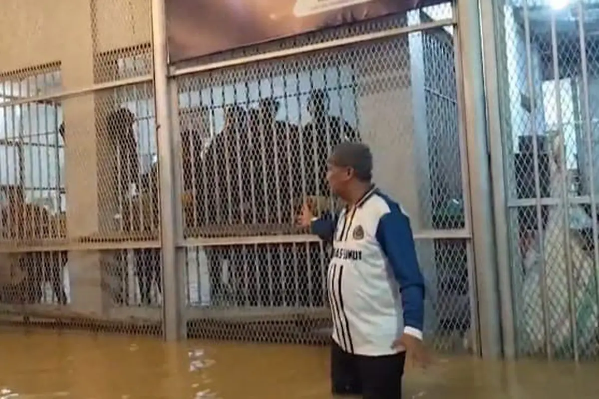 Kondisi salah satu lapas yang terdampak banjir Sumatra Utara.