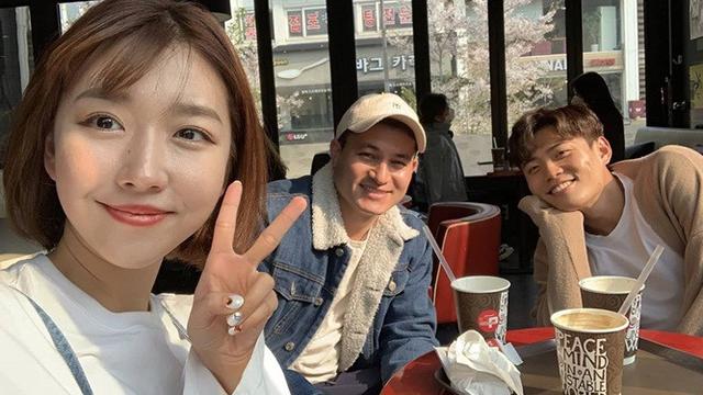 7 Pesona Jang Hansol, YouTuber Korea Roemit yang Dikenal Medok