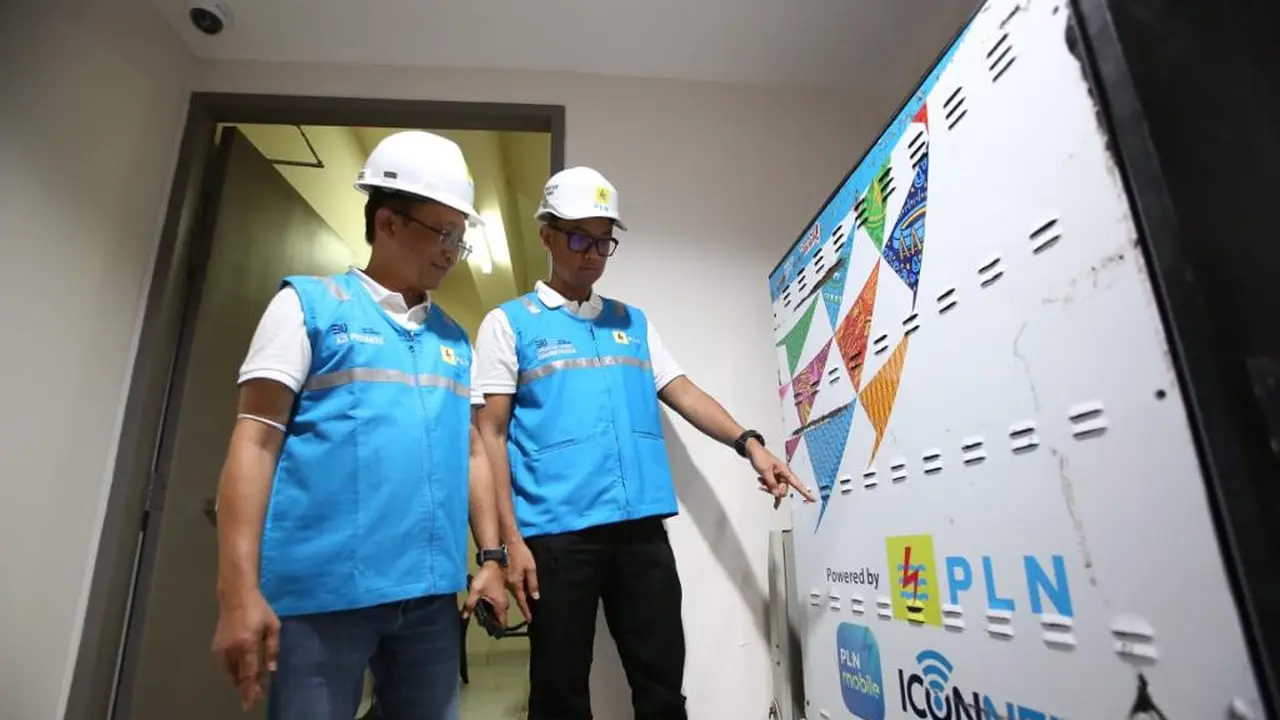 Direktur Utama PT PLN (Persero) Darmawan Prasodjo