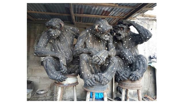 Patung dari ban  (Sumber: Facebook/@Nkwocha Ernest )