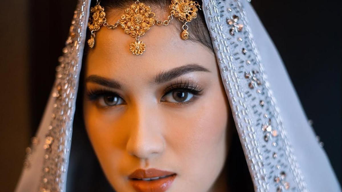 Potret Makeup Flawless Ochi Rosdiana di Akad Nikah, Tampil Cantik Paripurna