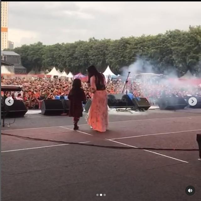 7 Momen Gempi Pertama Kali Manggung di Festival Musik, Duet dengan Raissa Anggiani