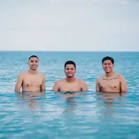 Grup musik RAN merasakan sebuah kehormatan ketika bisa menjadi bagian dalam film Kulari ke Pantai yang dibesut oleh Mira Lesmana dan Riri Riza. Di film tersebut, RAN didaulat menjadi pengisi soundtracknya. (Foto: instagram.com/ranforyourlife)