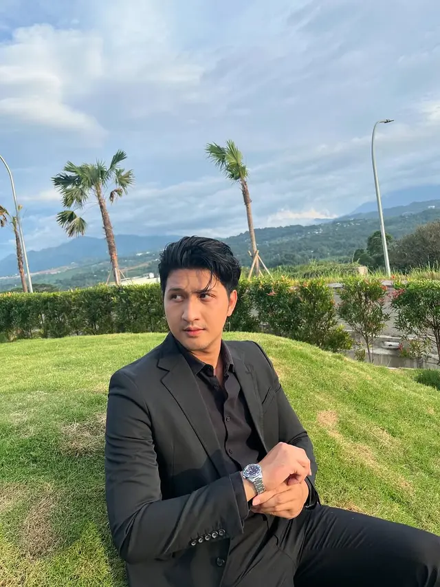 Yasmine Ow Menikah Lagi, Ini 6 Potret Aditya Zoni yang Sibuk Syuting Film Baru