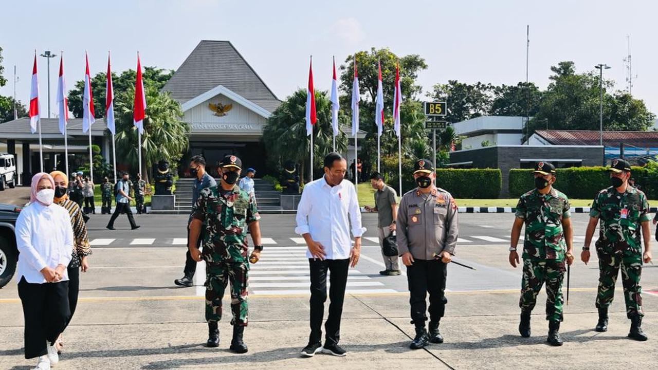 Presiden Joko Widodo atau Jokowi dan Ibu Negara Iriana bertolak menuju Provinsi Jawa Tengah untuk melakukan kunjungan kerja, Sabtu (6/8/2022). Jokowi diagendakan akan menutup ASEAN Para Games 2022.