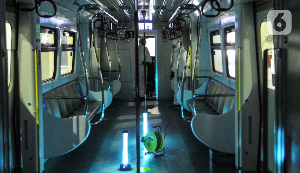 Foto Sterilisasi Kereta Lrt Dengan Sinar Uv Di Masa Pandemi News Liputan6 Com