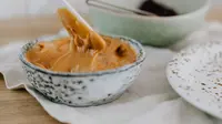 How to Make Peanut Butter at Home: Safe for Dogs