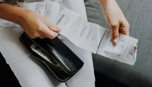 Ciri Orang yang Simpan Struk Belanja Bertahun-tahun Menurut Psikologi, Ini Penjelasannya