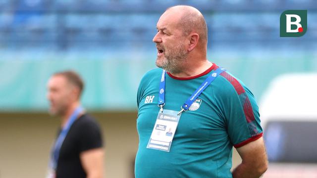 Foto: David da Silva Cemerlang, Rio Fahmi Paling Terpukul Persija Tumbang di Markas Persib Bandung