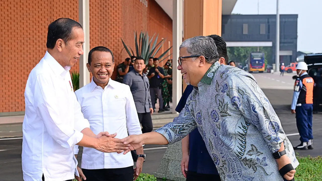 Fahri Hamzah Ikut Dampingi Jokowi Resmikan Smelter Amman Mineral di NTB