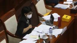Menteri Luar Negeri Retno Marsudi saat Rapat Dengar Pendapat (RDP) bersama Komisi I DPR RI, Jakarta, Selasa (26/1/2021). Rapat tersebut membahas perkembangan diplomasi vaksin COVID-19 guna program vaksinasi nasional. (Liputan6.com/Angga Yuniar)