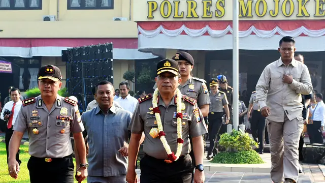 Pembunuhan istri kades