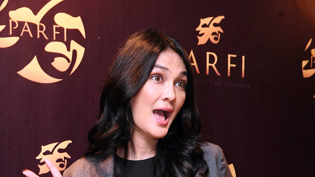 [Bintang] Luna Maya