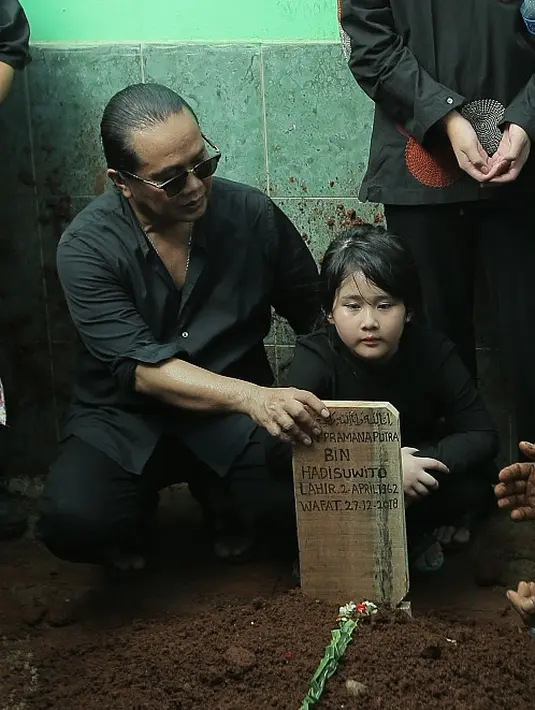 Pemakaman Dian Pramana