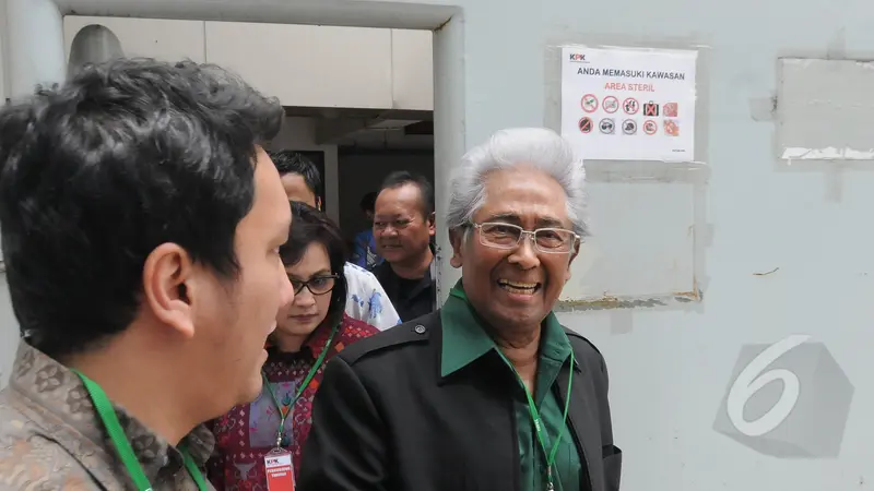 Adnan Buyung Beberkan Keinginan Anas Urbaningrum