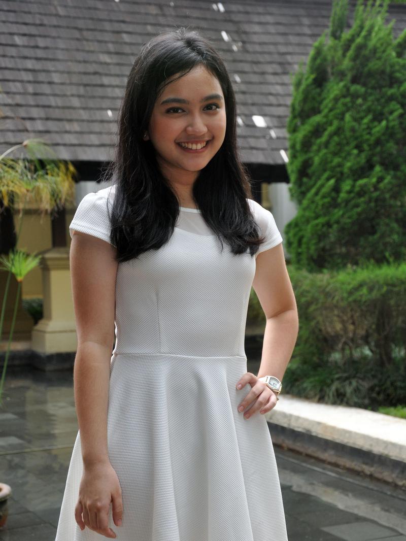 Pantyhose poyafzal jinsiy aloqa