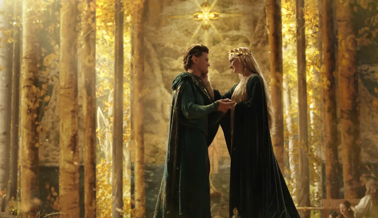 Bicara tentang serial The Lord of the Rings: The Rings of Power, drama epik ini berlatar ribuan tahun sebelum peristiwa di The Hobbit dan The Lord of the Rings karya J.R.R. Tolkien. Kisahnya akan membawa penonton kembali ke era di mana kekuatan besar ditempa, berbagai kerajaan bangkit dan hancur, para pahlawan tak terduga diuji, harapan menghadapi ketidakpastian, dan salah satu musuh terhebat karya Tolkien mengancam untuk menutupi seluruh dunia dengan kegelapan. (Foto: Prime Video)