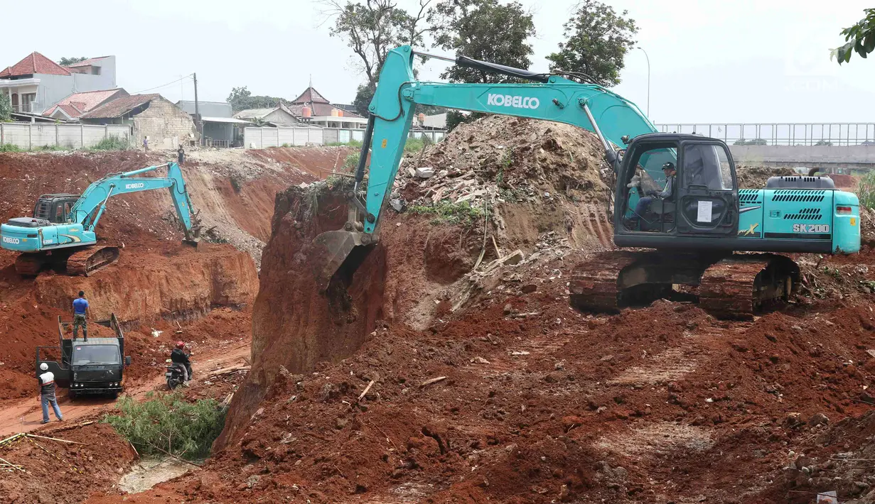 Alat berat mengeksekusi lahan yang terkena proyek Jalan Tol Cijago di Baktijaya, Sukmajaya, Depok, Jawa Barat, Selasa (11/12). Sebanyak 10 rumah yang dieksekusi terdapat di Kelurahan Bakti Jaya dan 20 rumah di Kukusan. (Liputan6.com/Immanuel Antonius)