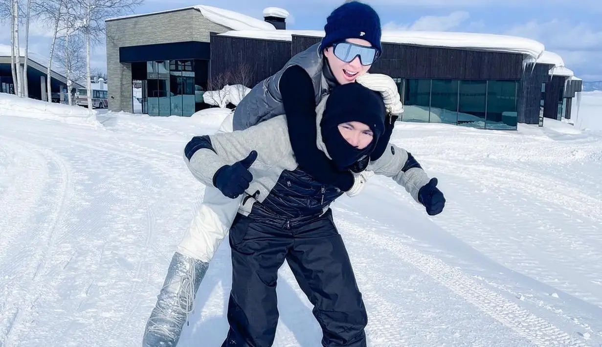 Syahrini dan Reino Barack (Instagram/princessyahrini)