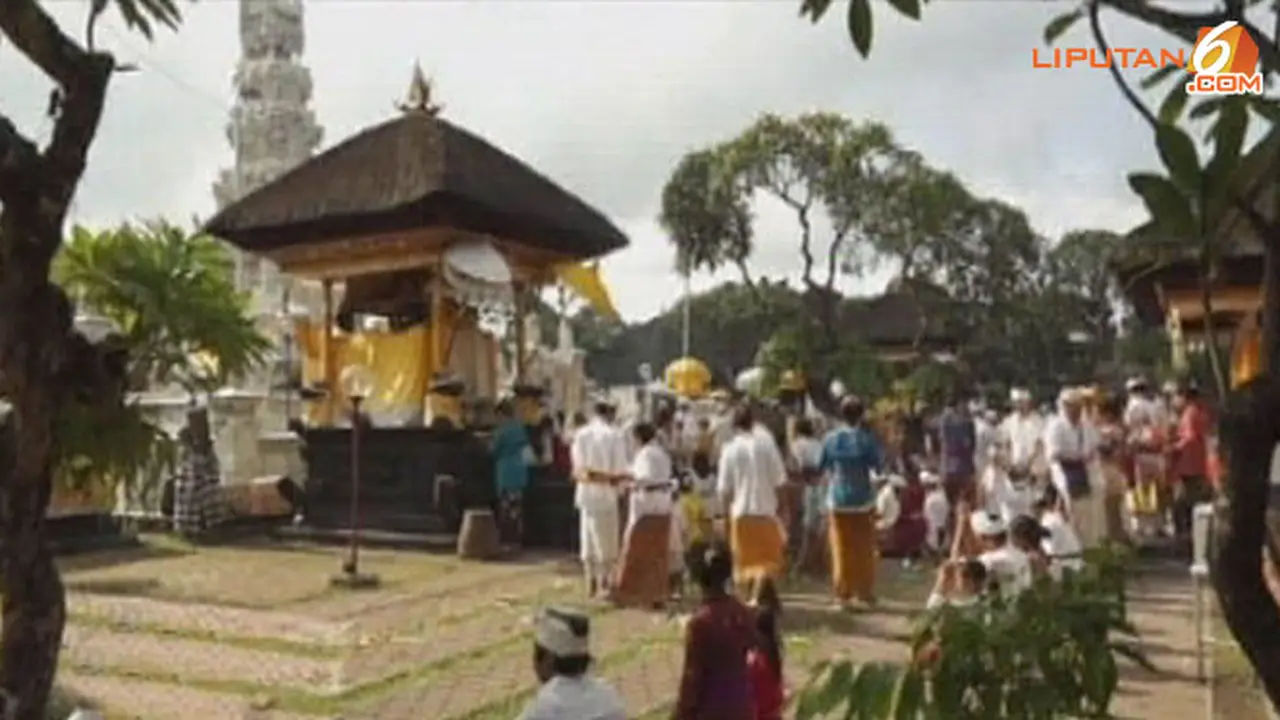 galungan-131023b.jpg