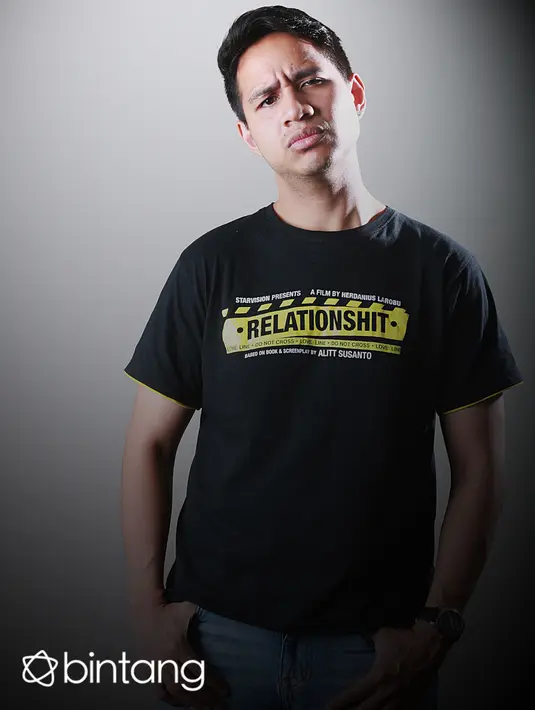 Aktor berusia 25 tahun ini pernah merasakan kegagalan casting berkali-kali. Jovial da Lopez mengakui betapa susahnya untuk casting di tempat besar, baginya casting itu harus benar-benar hoki dan stamina prima 300%. (Febio Hernanto/Bintang.com)