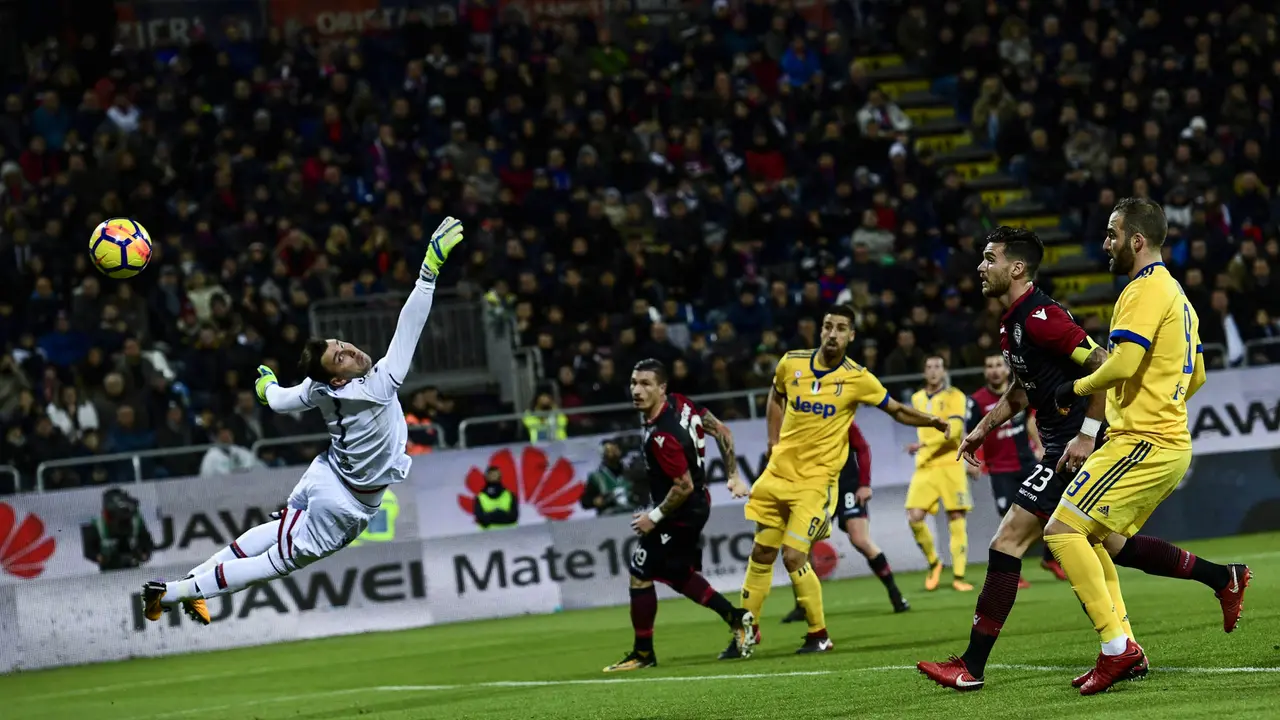FOTO: Bungkam Cagliari, Juventus Tempel Ketat Napoli