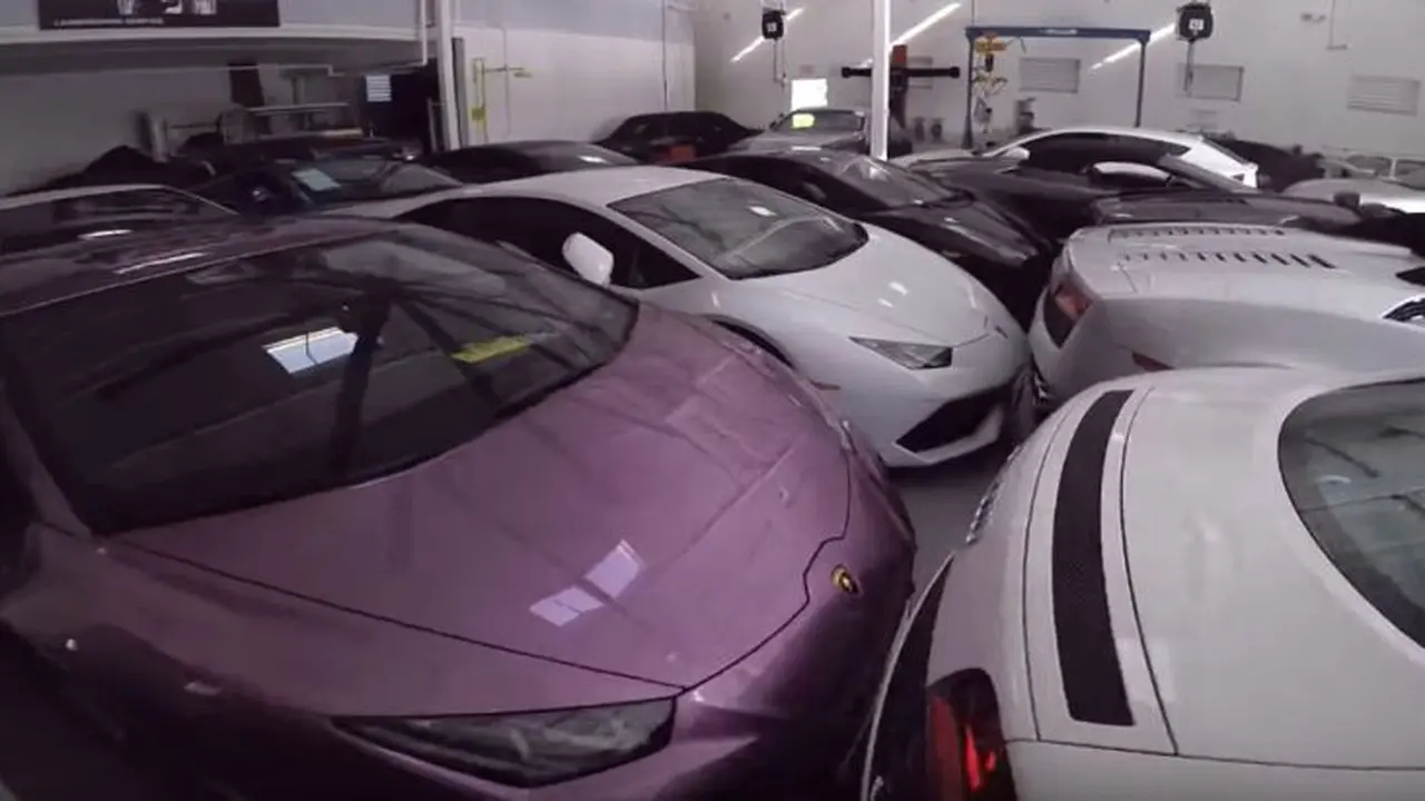 Dealer