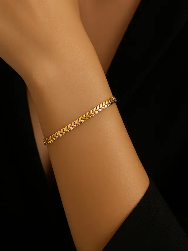 Pilihan Gelang Emas Lipan Kecil Tren Terbaru 2025