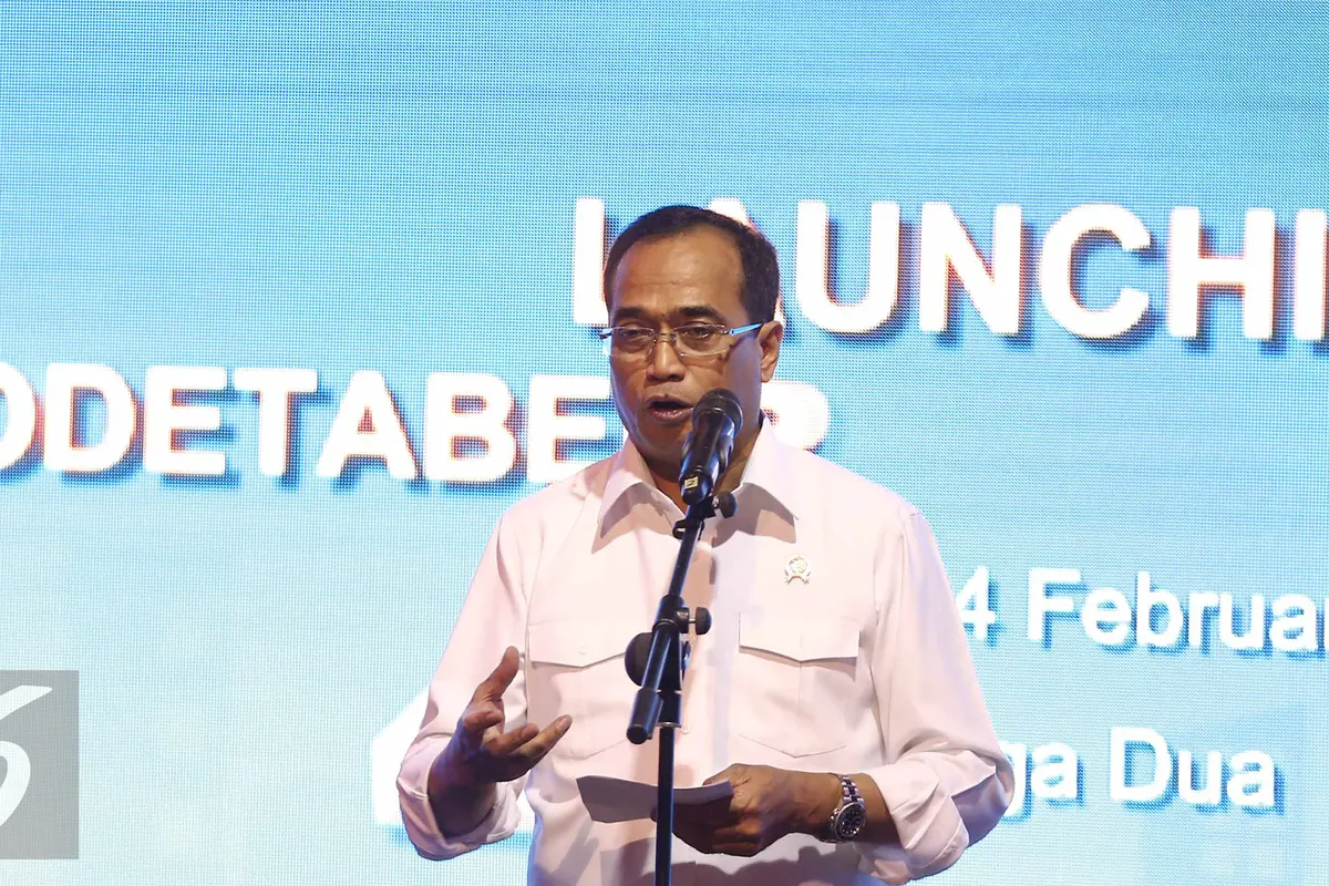 Siap Beroperasi, Menhub Resmikan Bus JR Connexion