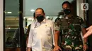 Panglima TNI Jenderal TNI Andika Perkasa usai menyambangi rumah dinas Ketua DPD RI AA LaNyalla Mahmud Mattaliti di Kuningan, Jakarta Selatan, Rabu (24/11/2021). Pertemuan berlangsung tertutup, Panglima TNI dalam beberapa hari ini melakukan kunjungan ke berbagai tempat.(Liputan6.com/Johan Tallo)