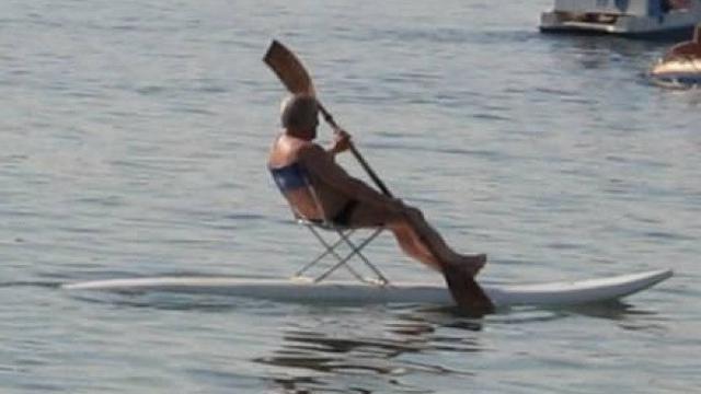 Mager Kebangetan, Aksi Orang-Orang ini Bikin Kita Geregetan