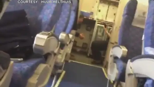 Video Pembajakan di Dalam Egypt Air, Penumpang-Pramugari Selfie