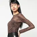 Cargo Skirt, Rok Utilitarian dengan Banyak Saku yang Kembali Jadi Tren
