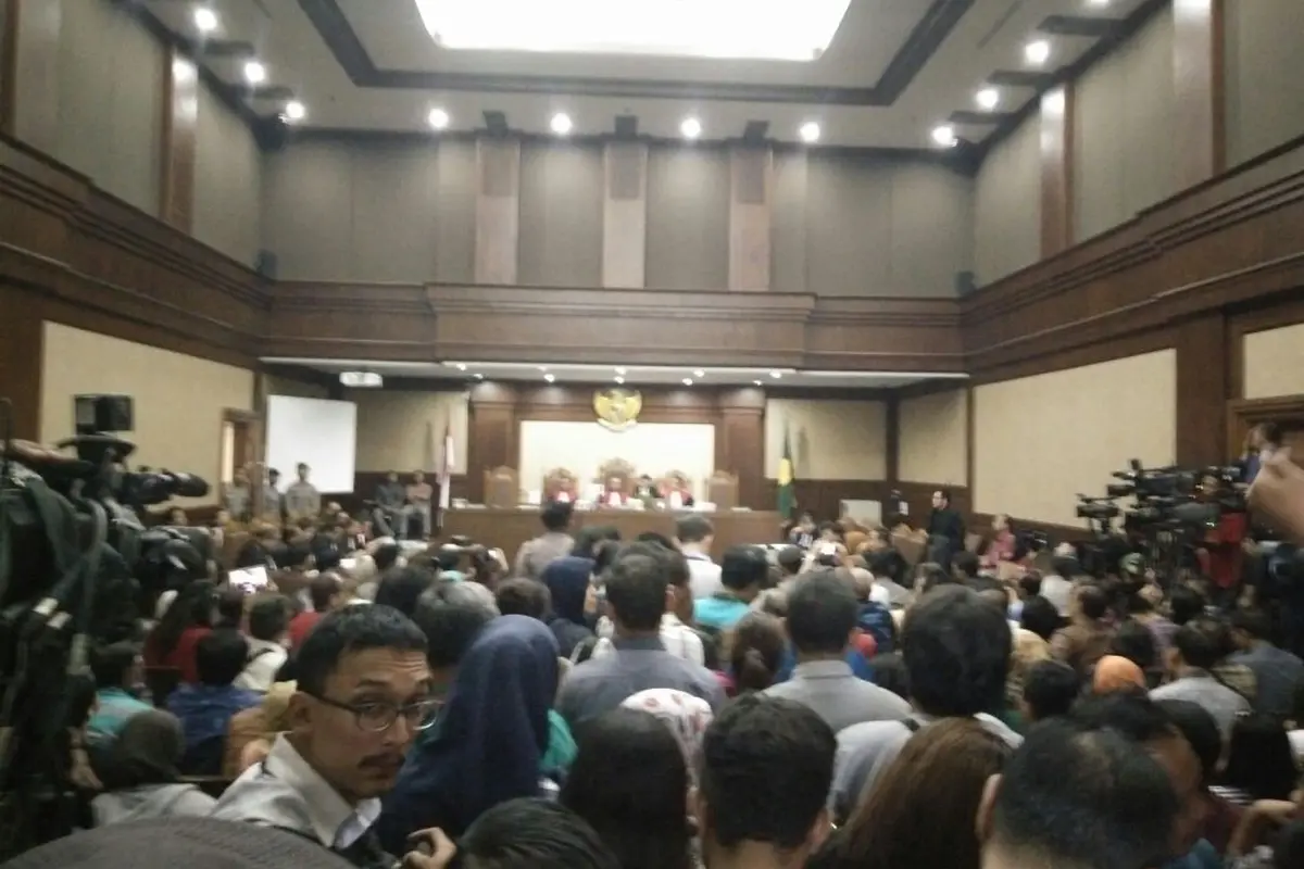 Sidang Jessica Masih Ramai Disesaki Pengunjung