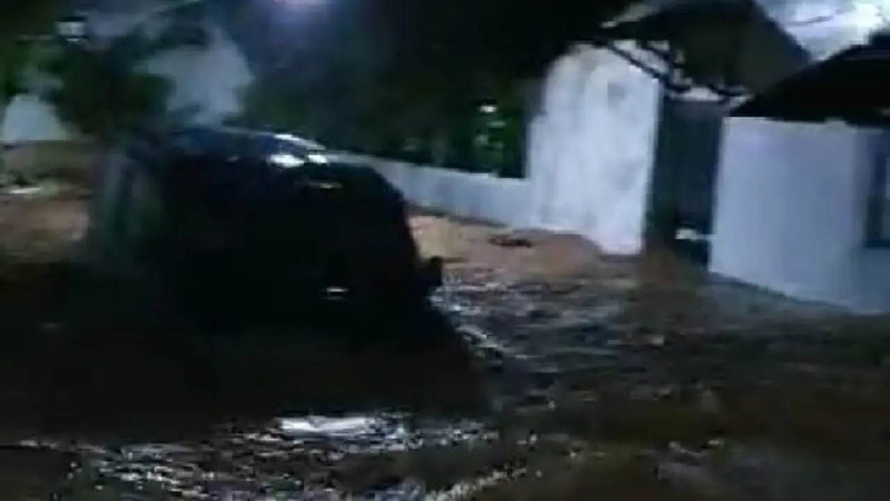Longsor dan banjir terjang Nganjuk pada Minggu (14/2/2021).