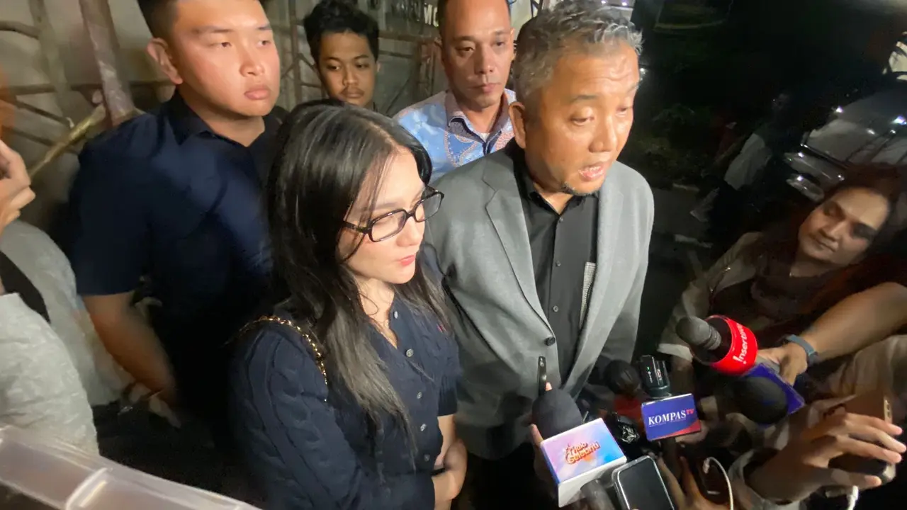 Davina Karamoy Akui Terima Uang Saku dari Hanania Travel