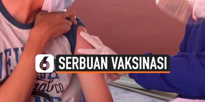 VIDEO: Lihat, Warga Antusias Ikuti Serbuan Vaksinasi Covid-19 di GBK Jakarta