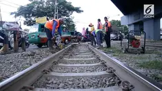 PT KAI terus memperbaiki sejumlah lintasan kereta yang rusak sebelum arus mudik dimulai. Salah satu daerah yang memiliki banyak titik kerusakan adalah rel kereta Bandung.