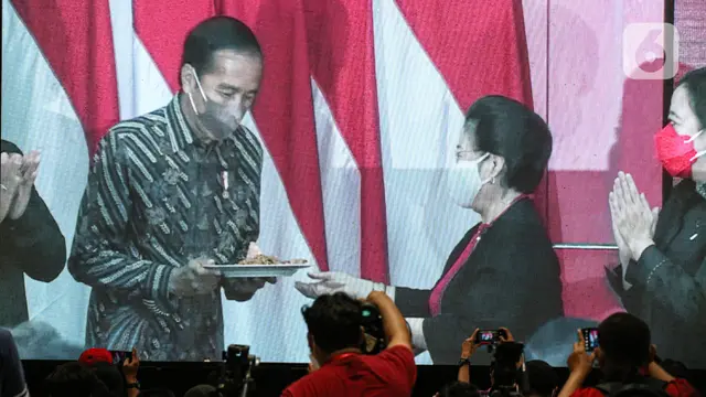FOTO: Megawati Buka Rakernas PDIP, Jokowi Beri Paparan