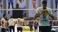 Mirza, pemain Jakarta Pertamina Pertamax, saat pertandingan melawan Jakarta LavAni Allo Bank Electric pada hari pertama putaran kedua PLN Mobile Proliga 2024 seri Bandung di GOR Si Jalak Harupat, Kabupaten Bandung, pada Kamis, 6 Juni 2024. (Liputan6.com/Dikdik Ripaldi).
