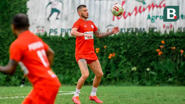 Foto: Jelang BRI Liga 1, Persipura Fokus Gelar Pertandingan Internal di Malang