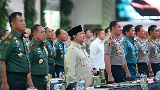 Prabowo Kumpulkan 800 Pati TNI-Polri Jelang 2 Tahun Kepemimpinan