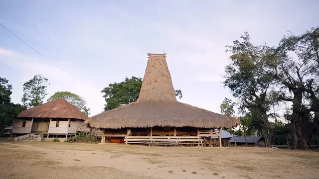 Kampung Raja Prailiu