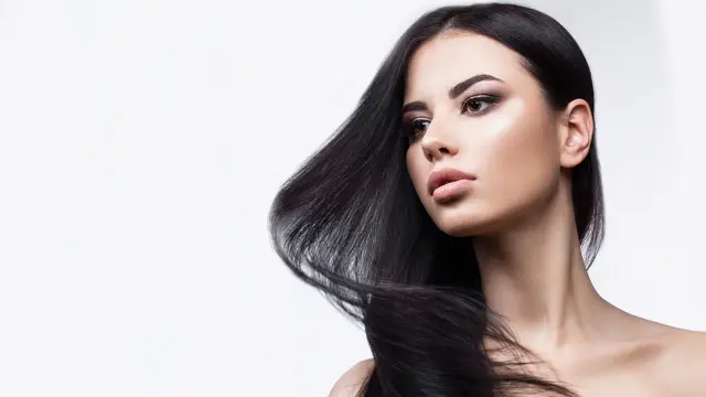 Perlukah Konsumsi Suplemen Biotin untuk Kesehatan Rambut? (Kobrin Photo/Shutterstock)