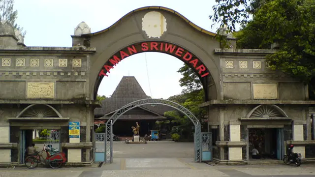 (c) jv.wikipedia.org