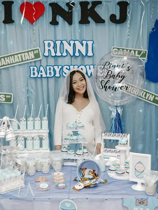 Seperti diketahui, Rinni Wulandari mengumumkan jika dirinya mengandung bayi laki-laki. (Foto: instagram.com/marsemar)