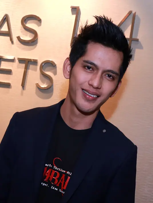 Tidak heran jika aktor yang baru 7 bulan berkecimpung di dunia hiburan ini bertukar pikiran dengan Yuki Kato. Pasalnya, Yuki memiliki pengalaman lebih di dunia hiburan yakni sejak tahun 2005 sudah membintangi sebuah sinetron. (Wimbarsana/Bintang.com)